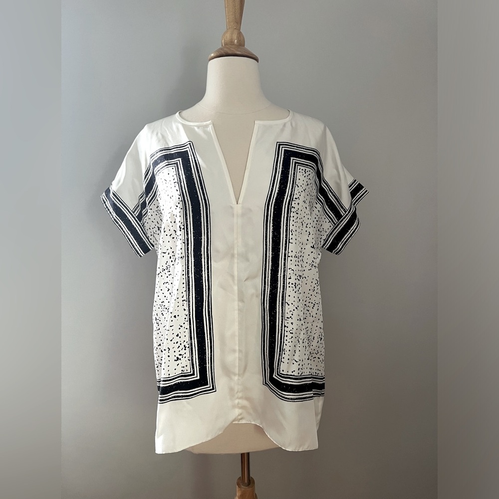 Vince silk shirt size small